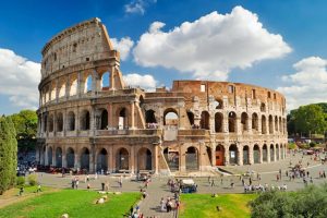 italy tourist attractions colosseum
