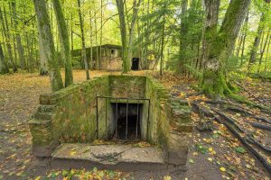 poland top attractions wolfs lair